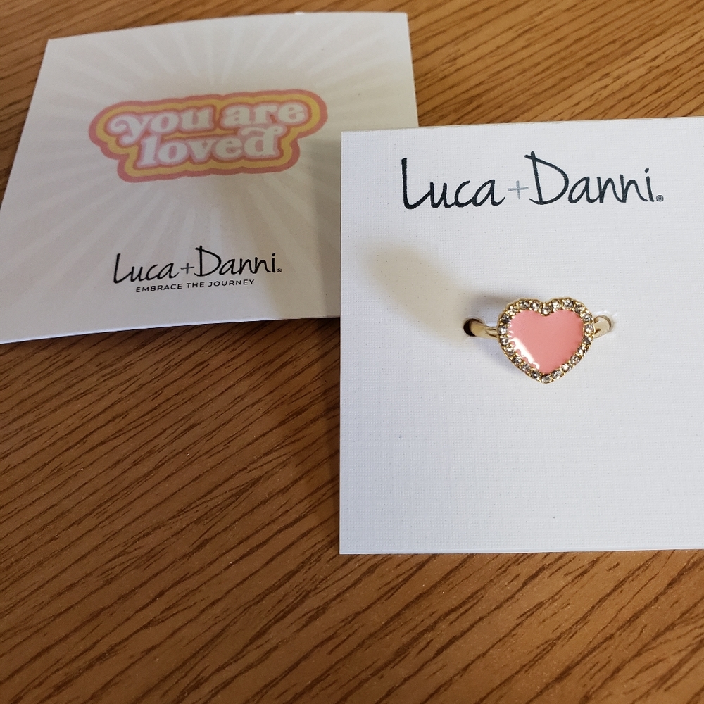 Luca + Danni NWT Ring, size 6. Pink heart gold band
